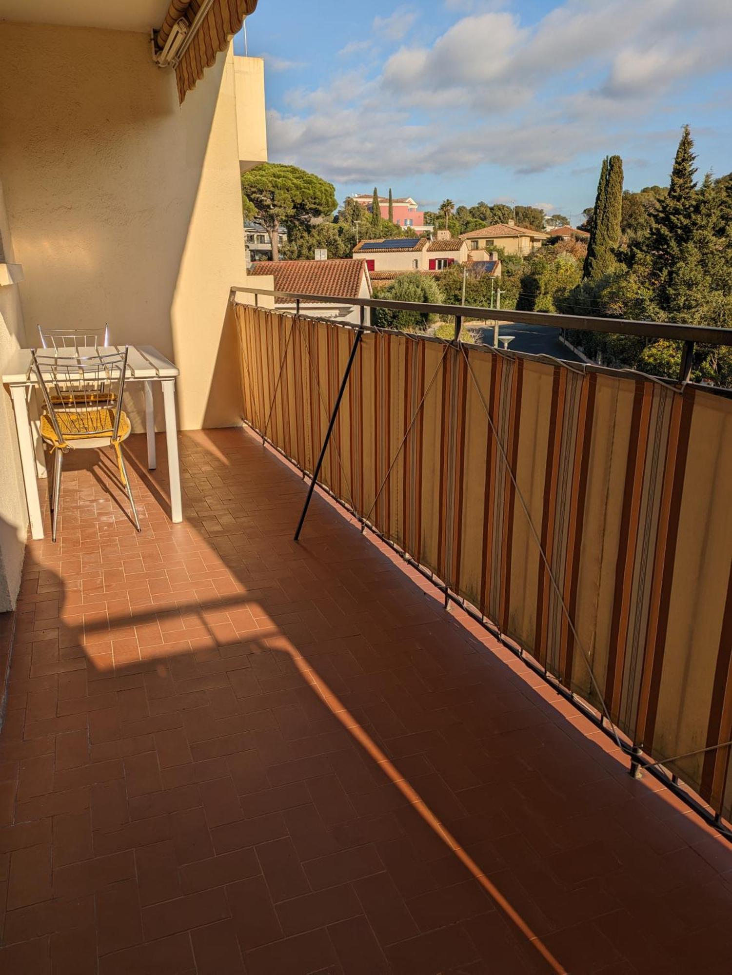 Appartement Spacieux Et Calme Saint-Raphaël Eksteriør bilde
